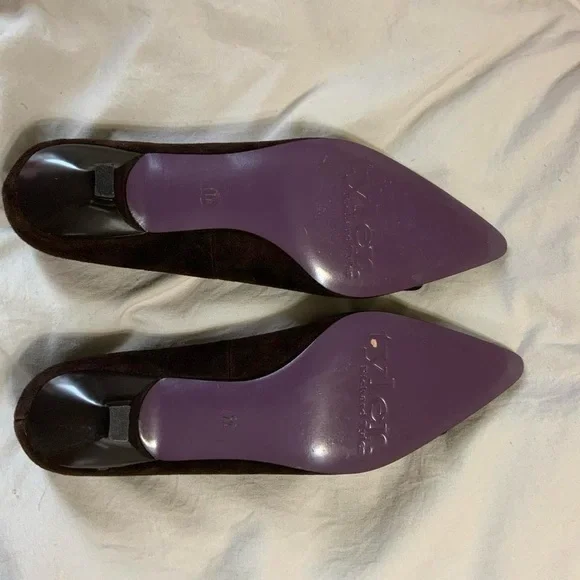 Suede Rhinestone Pointed Toe Kitten Heels - US 7.5 - Picture 4 of 5